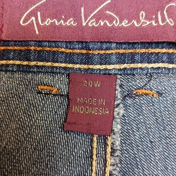 GLORIA VANDERBILT Plus Size Dark Blue Amanda Capri's 20W - Picture 4 of 9